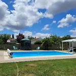 Le Cocon Taillonais Hébergement de vacances Saint-Ciers-du-Taillon